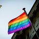 Zes gemeenten weigeren regenboogvlag uit te hangen