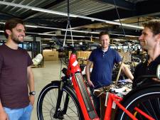 Deze fietsenwinkel is een eigen mbo-opleiding gestart: ‘Of dat nodig is? Dat is het zeker!’