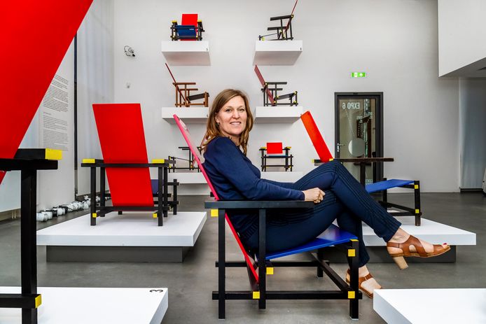 De Rietveldstoel is 100 maar zit je nou eigenlijk lekker | Utrecht | gelderlander.nl