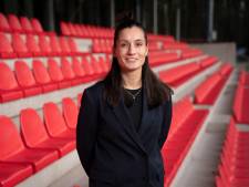 Voetbalanalist Leonne Stentler gaat aan de slag bij PSV 