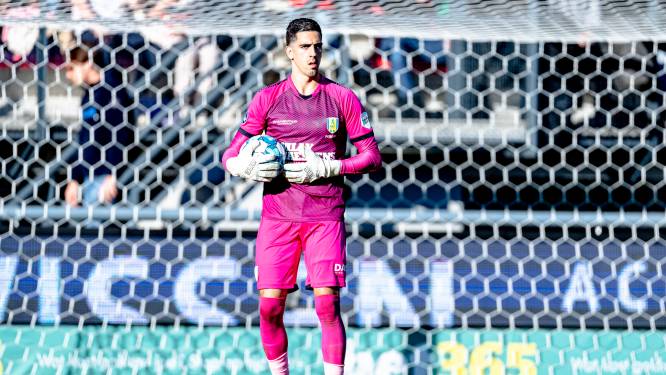 Voor RKC-doelman Pereira was duel met AS Roma meer een kleine reünie: ‘Mooi om Mourinho weer te zien’