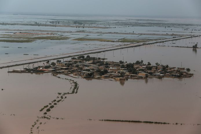 Een luchtfoto van de overstromingen in de provincie Khoezistan.