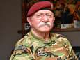 Ex-para Jimmy (77) meldt zich als oorlogsvrijwilliger bij Oekraïense ambassade: “Ja, ik kom terug. En nee, niet tussen vier planken”