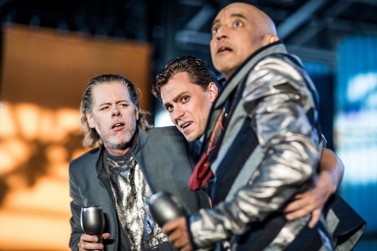  Pierre Mak (Lamme Goedzak), Agris Hartmanis (Bie), Anthony Heidweiller (Thijl)  Beeld wouter jansen