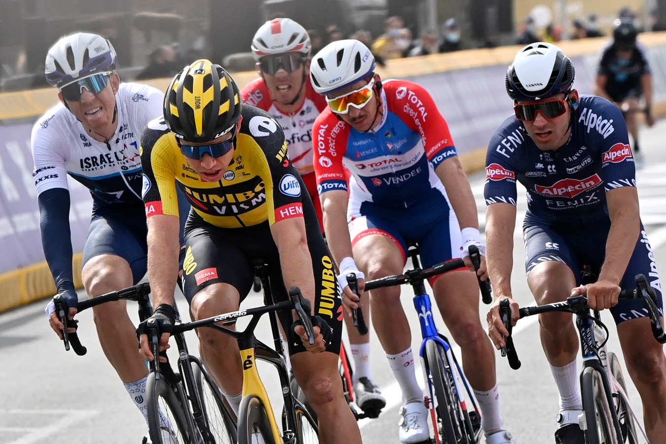 Van Aert Legt Zich Neer Bij Zesde Plek Ik Was Gewoon Niet Goed Genoeg 