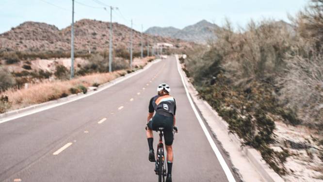 Matthieu Bonne vecht tegen de wind op tweede dag van fietsuitdaging maar legde al 1.104,3 kilometer af