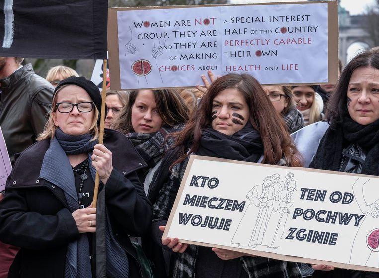 Protest tegen de strengere abortuswet. Beeld EPA