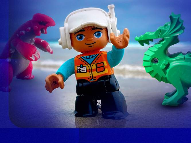 27 jaar nadat container in zee viel, wordt er nog steeds naar gezocht: LEGO-blokjes. “Van de speelgoedhaaien is nog geen één gevonden”
