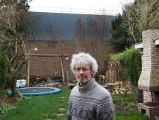 Erik-Jan kijkt plots tegen een grijze muur van 8 meter aan: ‘Wisten helemaal niet dat die loods zou komen’