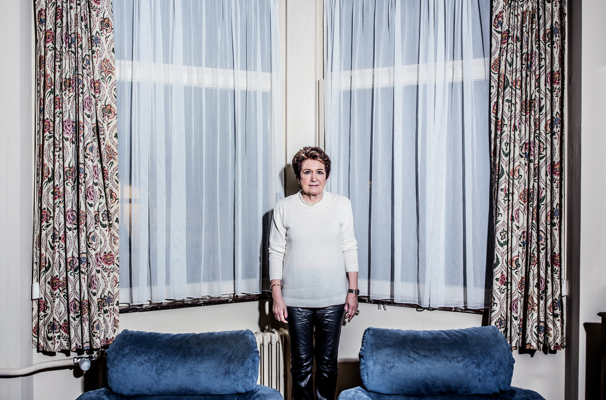 Mia Doornaert: 'Mitterrand kost de Fransen nog altijd geld.' Beeld Franky Verdickt