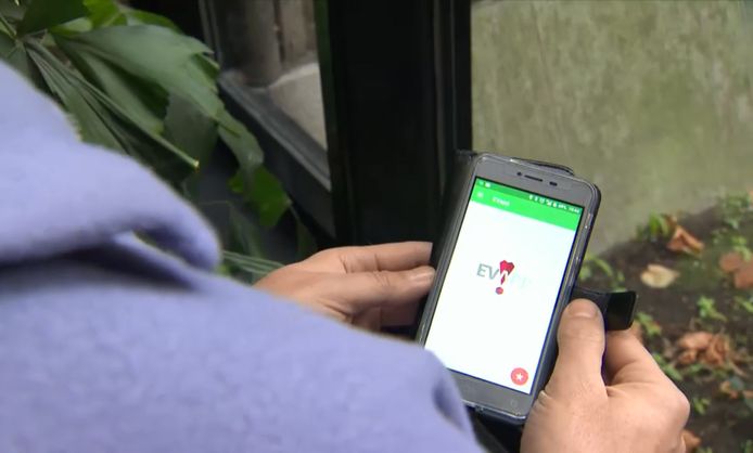 VTM Nieuws - Help je buren bij hartaanval dankzij app
