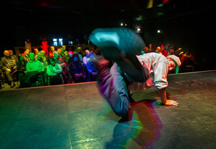 ‘Bboy’ Squarez van de wereldberoemde dansgroep The Ruggeds uit Eindhoven