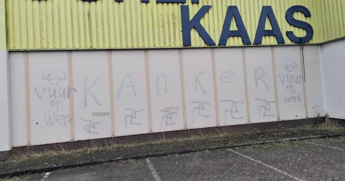 Meerdere hakenkruizen in Leerbroek: ‘Blijkbaar weet de maker niet wat dit met mensen doet’