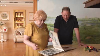 Bloedhete bitterballen. Dat was wel even wennen voor Vitesse-coach Leonid Sloetski