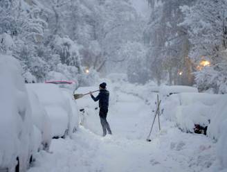 Dode in Duitsland en lawinegevaar in Oostenrijk: hevige sneeuwval zorgt voor heel wat hinder in Europa