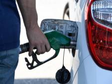Le prix de l'essence en baisse, les accises en hausse