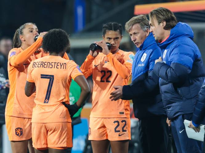 Jonker roept drie debutanten op voor EK-kwalificatieduels Oranje Leeuwinnen: 'WK-team is niet meer’