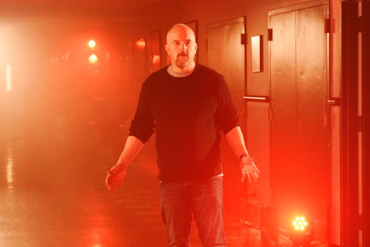 Louis C.K. staat donderdagavond in de Antwerpse Stadsschouwburg. Beeld NBCU Photo Bank/NBCUniversal via