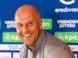 Arne Slot verlengt contract en blijft tot 2026 bij Feyenoord: 'Er is volgend jaar géén clausule’