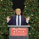 Trump beëindigt 'oorlog' tegen kerst: "We zeggen weer vrolijk Kerstmis"