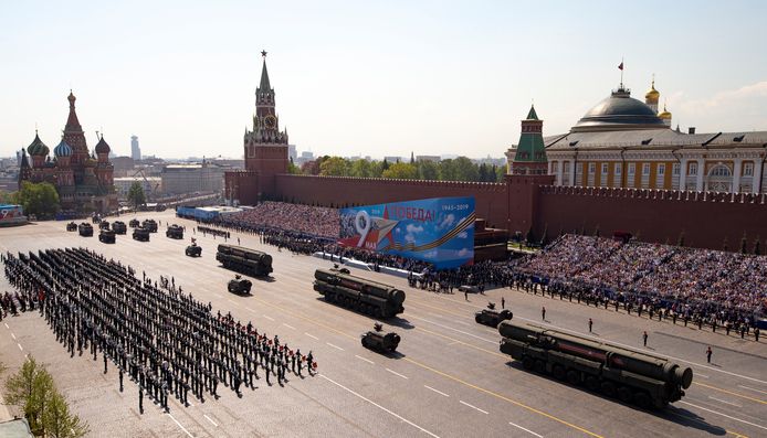Archiefbeeld. Repetitie voor de militaire parade ter ere van de Dag van de Overwinning op 7 mei 2019.