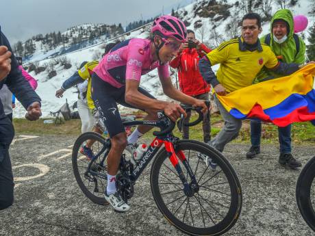 Bernal ook klasse apart op mythische Zoncolan, ritzege voor Italiaanse vluchter