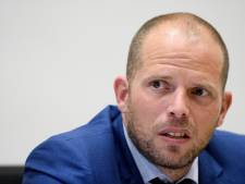 Une décision d'expulsion de Francken rejetée par le CCE