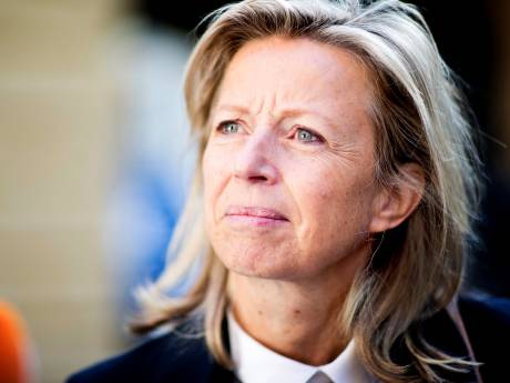Minister Ollongren pakt werk weer op na lang ziekbed