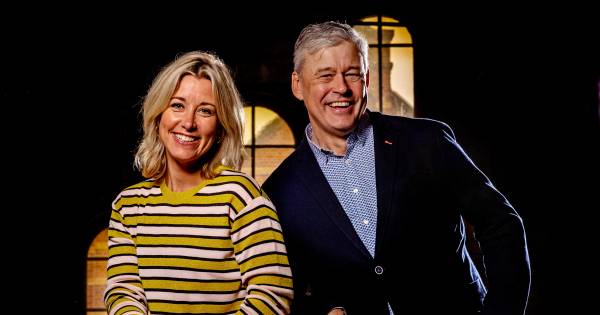 Carrie ten Napel en Charles Groenhuijsen over half jaar ...