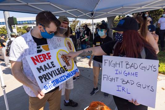 Werknemers van Activision Blizzard protesteerden eerder dit jaar tegen de misstanden in het bedrijf, waaronder vrouwenrechten en rechten van minderheden