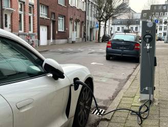 Gemeente plaatst dit jaar vijf extra laadpalen voor elektrische auto’s