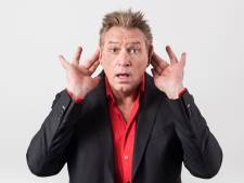 Daar zit je dan in je paleis met al dat gratis geld, logisch dat je een tuinfeestje organiseert