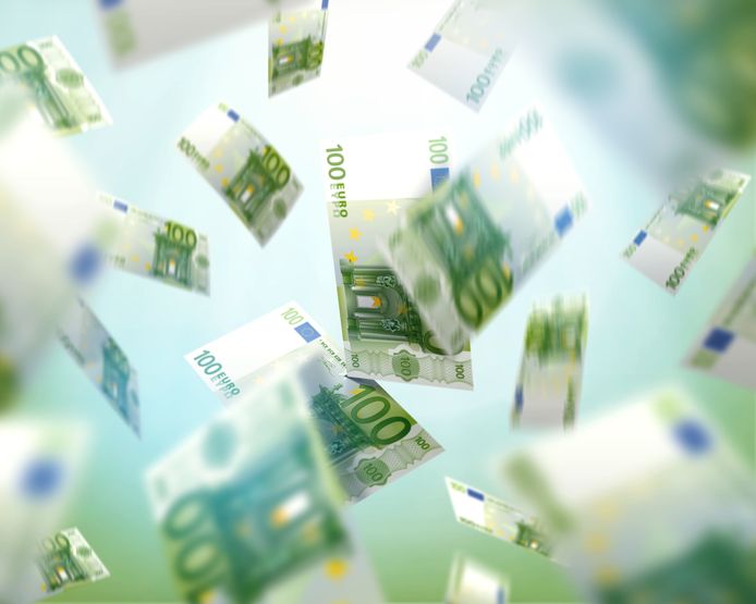 Op een maand tijd kwam er 1,7 miljard euro bij op de gereglementeerde spaarboekjes volgens voorlopige cijfers van de Nationale Bank.