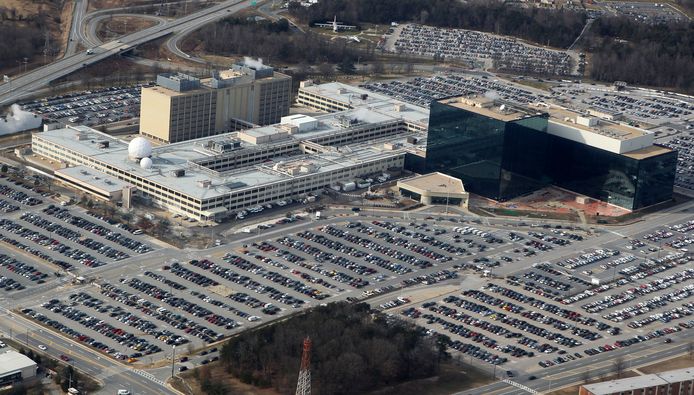 Het hoofdkantoor van de NSA is gevestigd op de militaire basis Fort Meade in Maryland, op zo'n 30 kilometer van hoofdstad Washington DC.