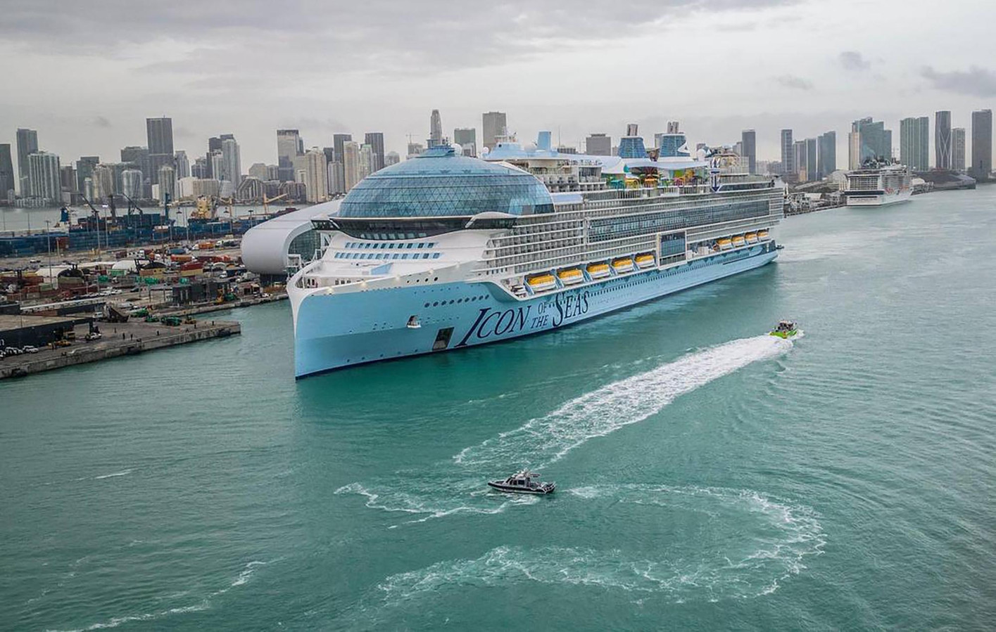 Kleurrijk cruiseschip Icon of the Seas breekt alle records: groter