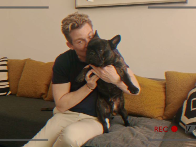 Jani over zijn trouwe viervoeter Qozmo: “Mensen willen niet met mij, maar met hem op de foto. Een echte ster”