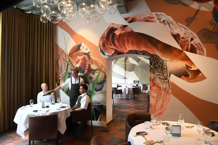 Restaurant 't Weeshuys is genomineerd voor een internationale design award voor restaurants en bars in de categorie "murals & graffiti".