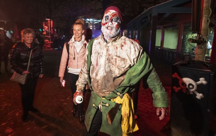 Avonturenpark Hellendoorn zoekt meer dan 150 scare actors: acteurs die gasten van het attractiepark de stuipen op het lijf kunnen jagen.