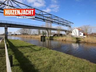 HUIZENJACHT. Langs het kanaal Plassendale-Nieuwpoort: “Rust vlak bij de kust en toch vind je er onder de 200.000 euro al een thuis”
