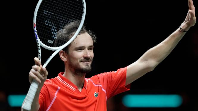 Daniil Medvedev eerste finalist ABN Amro Open na eenvoudige zege op Grigor Dimitrov