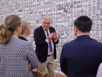 Prins Laurent bezoekt Holocaustmuseum (nadat hij zichzelf vergeleek met Joden)