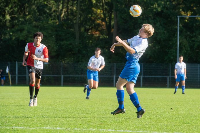 Boris Houtzager van The Gunners in actie.