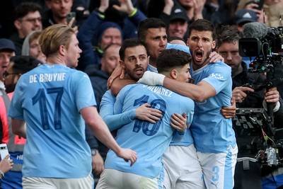 Champions League-kater deels weggespoeld: De Bruyne helpt Manchester City aan plaats in FA Cup-finale