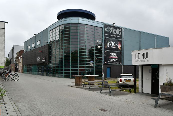 Dura Vermeer Bouw zou op de plek van Vios best woningen willen bouwen. De discotheek raakt de komende jaren al flink ingeklemd tussen nieuwe woningen.