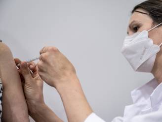 Voorlopig geen verplichte vaccinatie voor zorgpersoneel in ons land