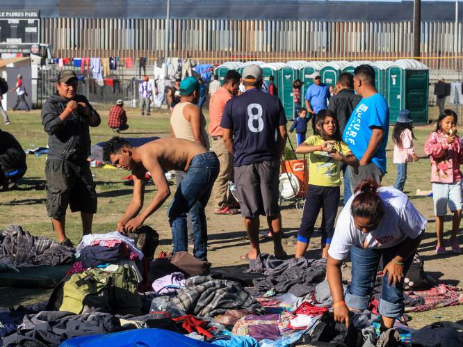 Migrantenkaravaan kijkt aan tegen protesten in Tijuana