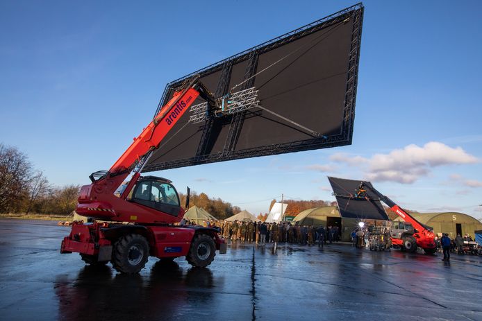 bezoek aan de filmset van De Slag om de Schelde in Sint-Truiden