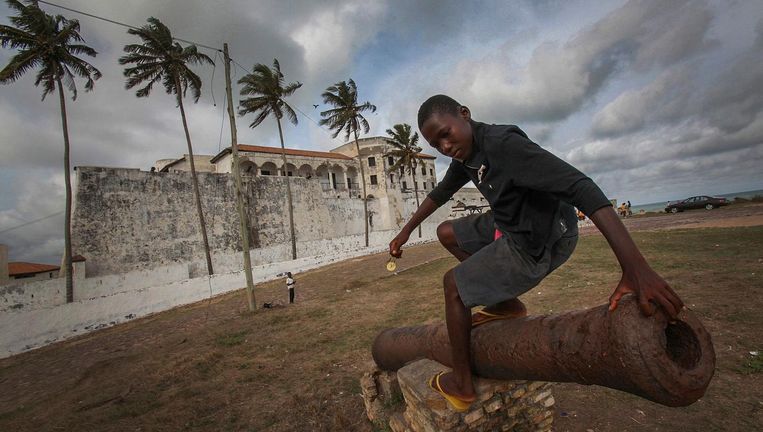 Kanon bij Elmina Castle in Ghana. Beeld EPA
