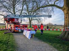Verwarde man met steekwond aangetroffen in Den Bosch, politie doet onderzoek