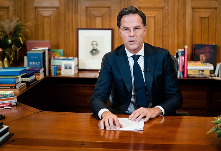 Rutte kondigt ‘onvermijdelijke’ lockdown aan en haalt tijdens speech uit naar activisten